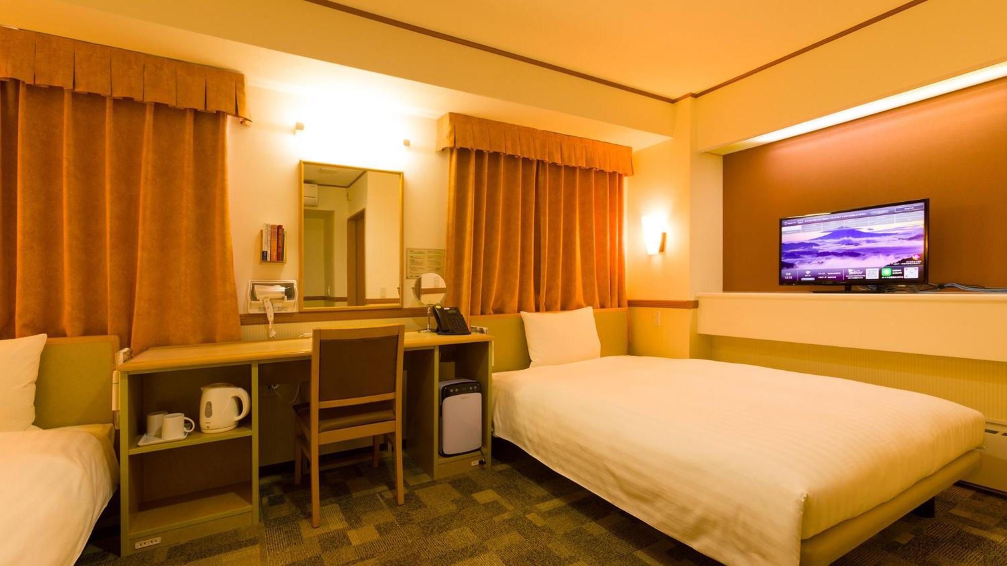 Toyoko Inn Fujisan Numazu Eki Kita Guchi No 2 Oda fotoğraf