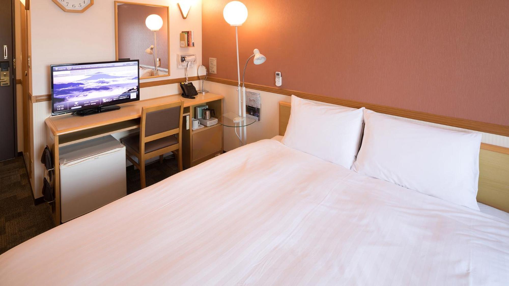 Toyoko Inn Fujisan Numazu Eki Kita Guchi No 2 Oda fotoğraf
