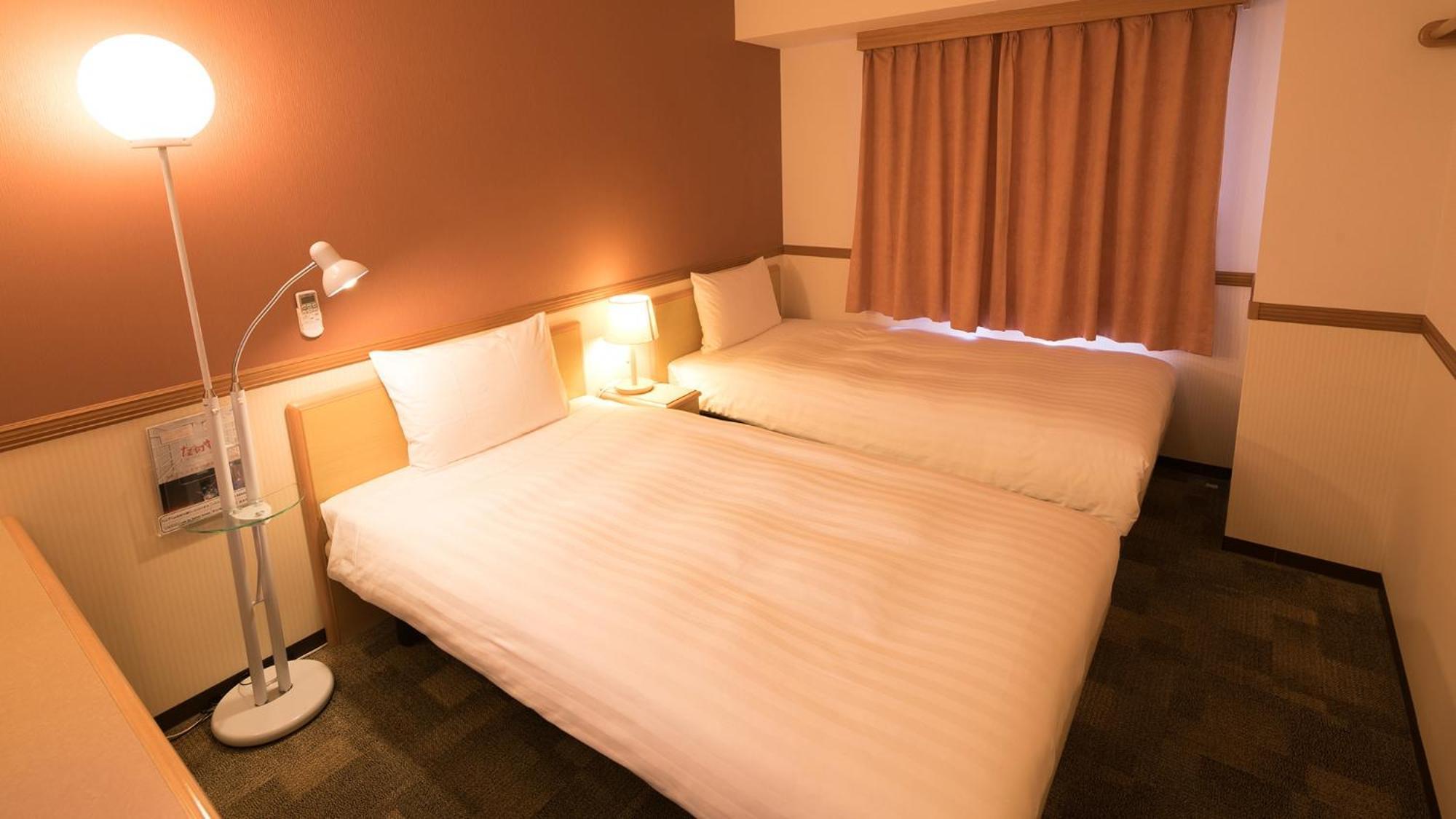 Toyoko Inn Fujisan Numazu Eki Kita Guchi No 2 Oda fotoğraf