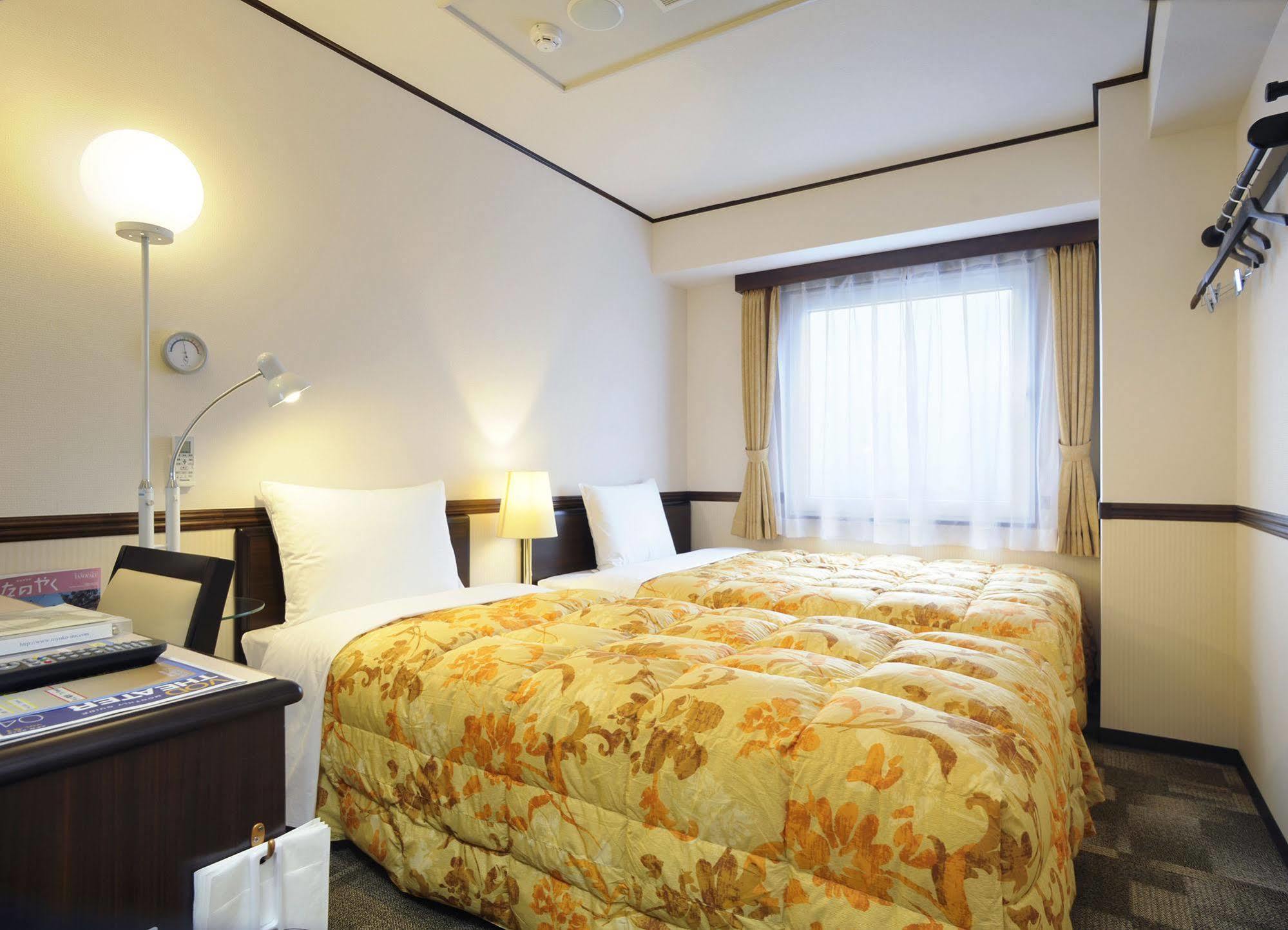 Toyoko Inn Fujisan Numazu Eki Kita Guchi No 2 Dış mekan fotoğraf