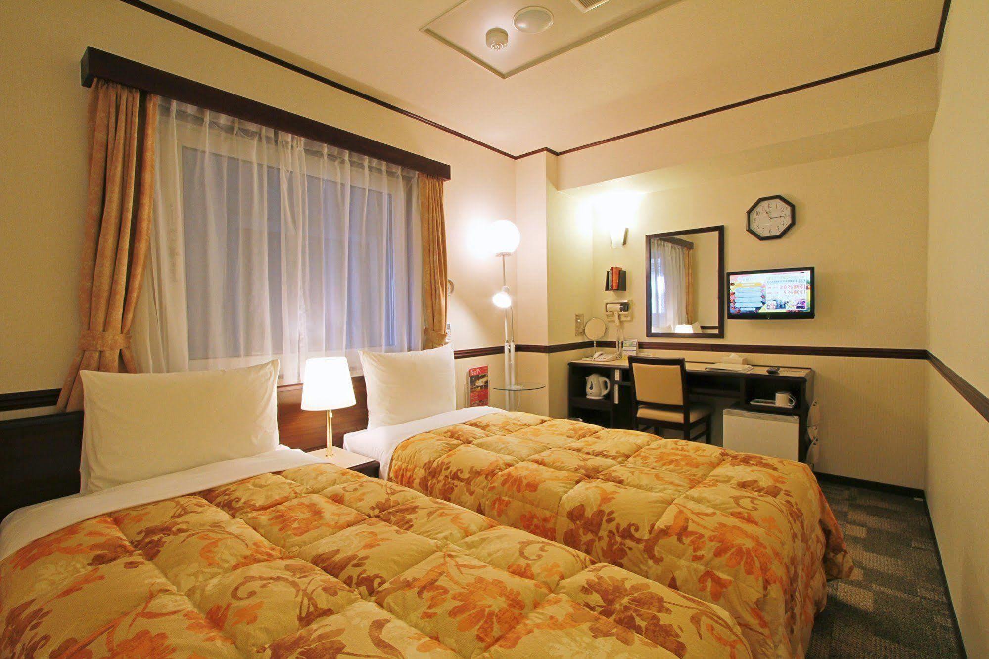 Toyoko Inn Fujisan Numazu Eki Kita Guchi No 2 Dış mekan fotoğraf